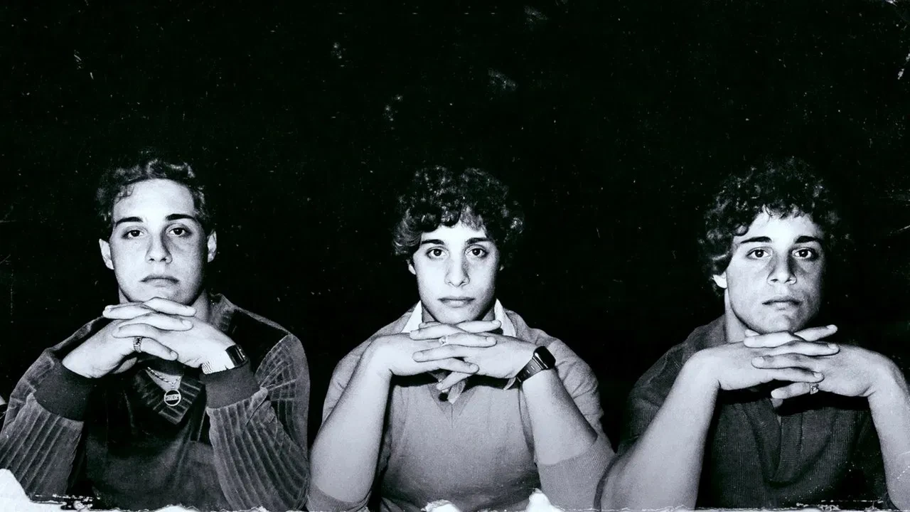 Üç Tanıdık Yabancı